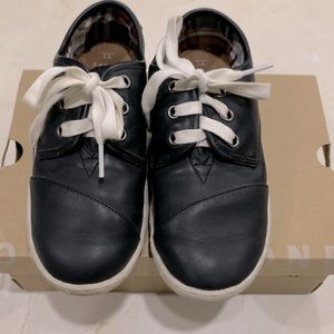 TOMS Paseo black synthetic leather
